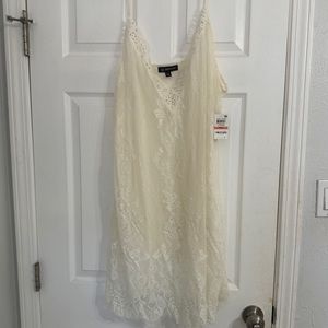 NEW WITH TAGS White Lace Slip